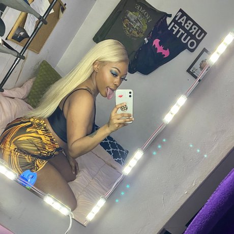 Queen Sauce onlyfans nude leak