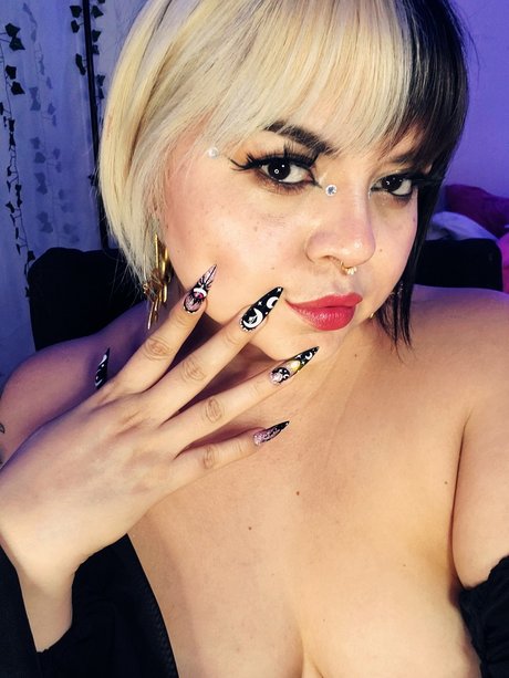 Satyn Doll leaks onlyfans porn