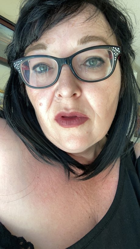 Brianna Huculak nude onlyfans