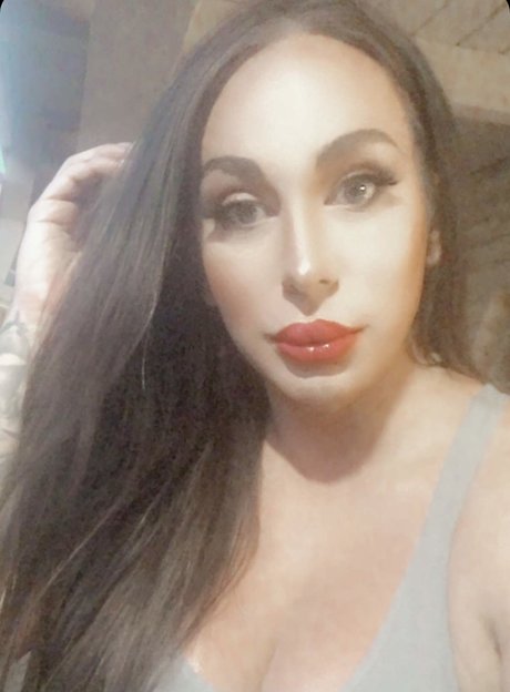 Xoxox sapphirefree_ onlyfans naked