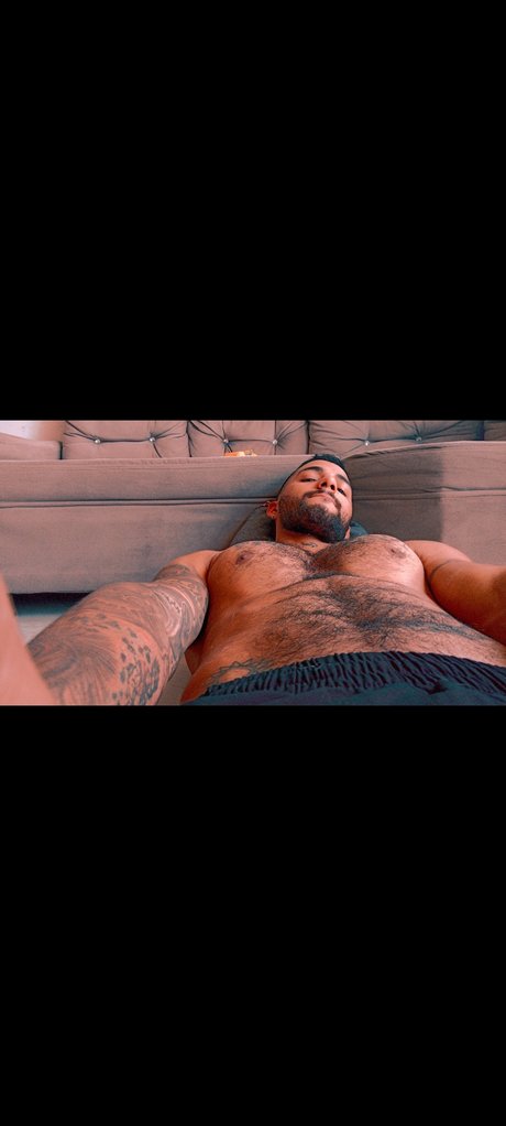 Yorgi Torres onlyfans nide