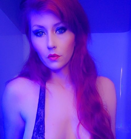 Julie Fox onlyfans content