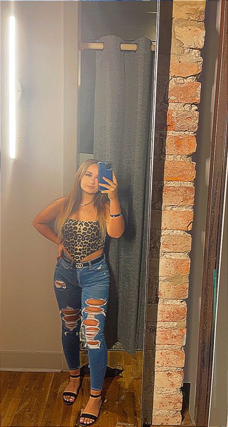 Tatted M lf onlyfans fotos