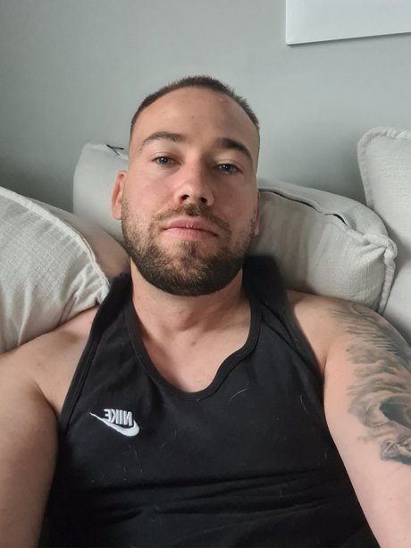 MartyB topless onlyfans