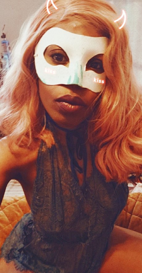 Savannah E SPH friendly Free_ onlyfans nude leak