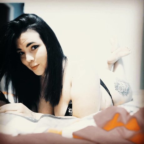 _S tephani G omez onlyfans sex leaks