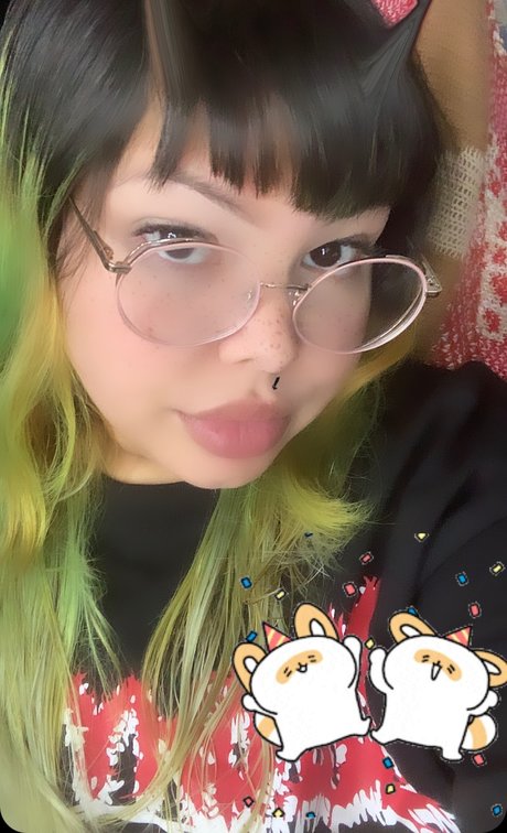 Aine likes to garden_ onlyfans leaked free