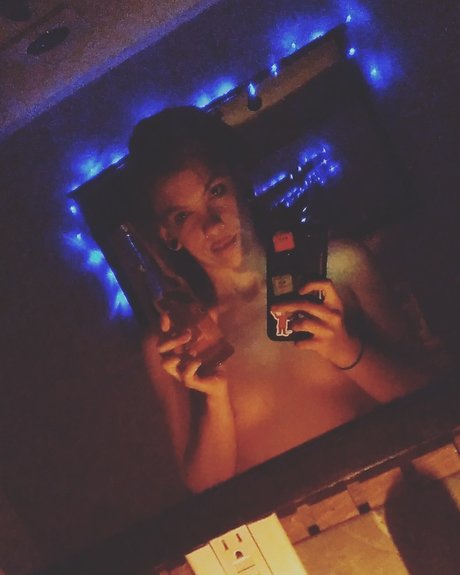 Tezzbare onlyfans pics