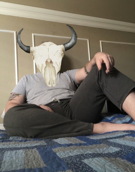 Parthenon Barker onlyfans exposed