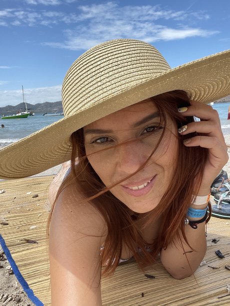 Elizabeth Molina onlyfans photos