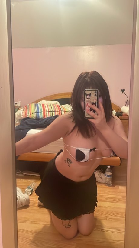 needy girl onlyfans content