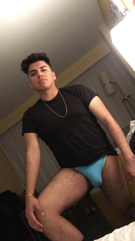 Lui Zalez onlyfans nude leaks