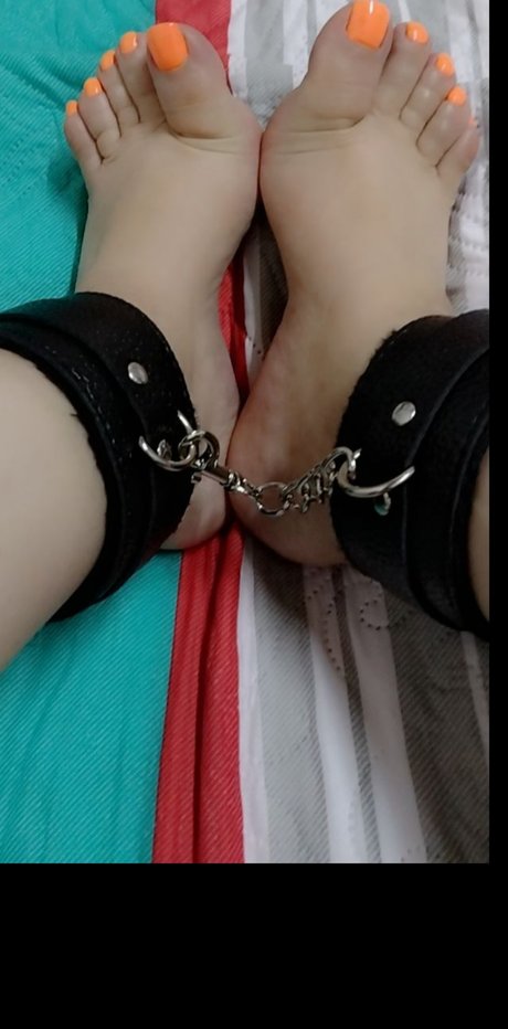 your naughty girl leaked onlyfans pictures