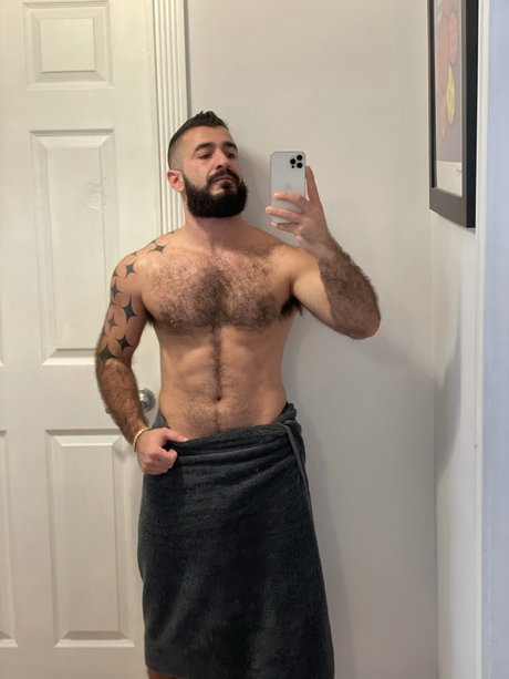 HotHairyGuy new onlyfans leaks