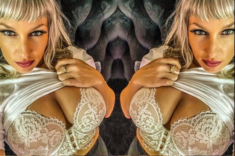 Onecurvyone onlyfans ass