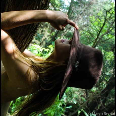 Hannah R O_ onlyfans model photo