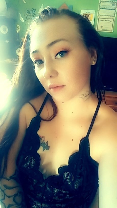 Ladee Blue onlyfans leak