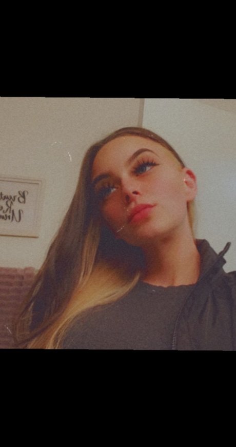 Lou baby_ onlyfans sextape