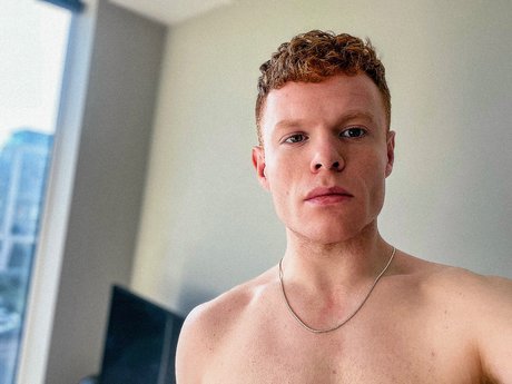 MARC_ onlyfans nude tits