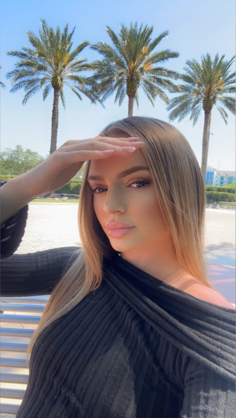 Your Angel_ onlyfans leaked.