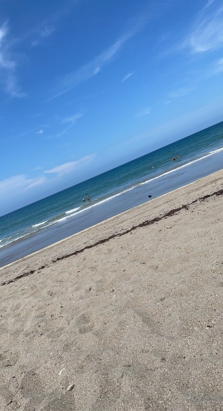 Gabby Bear nude onlyfans leak