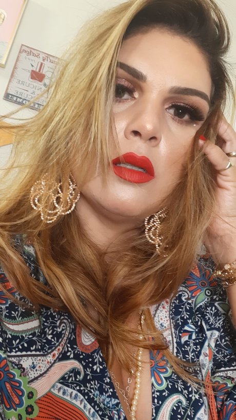 Aline Bertuci onlyfans keak