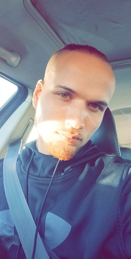 Daddy J topless onlyfans