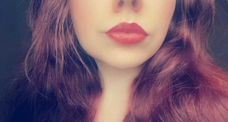 Red and Curvy onlyfans porn