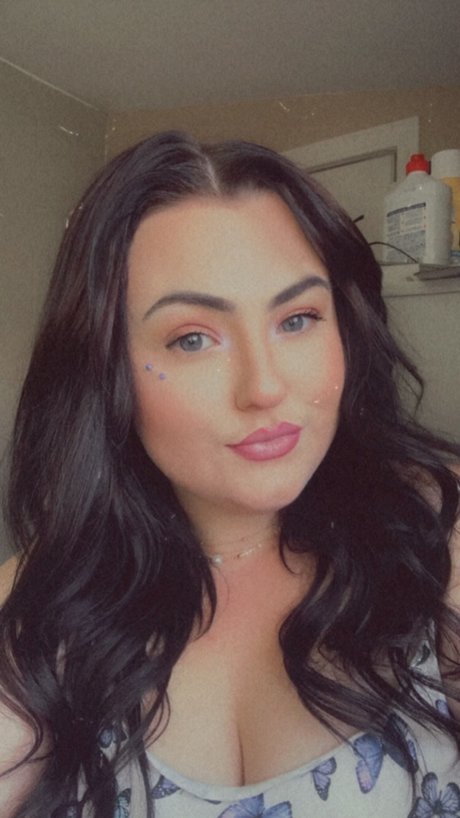 Nise topless onlyfans