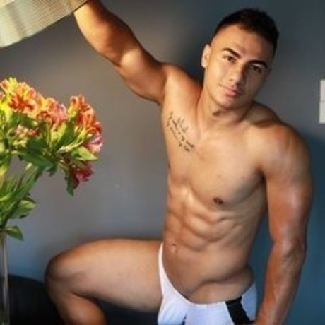 HOLLMAN strip onlyfans