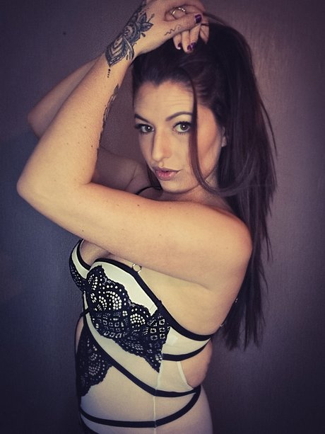 Katie Lou_ onlyfans archive