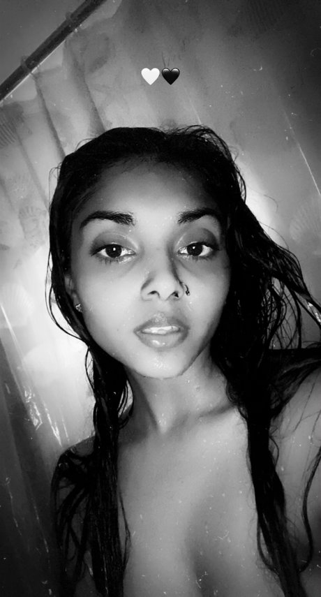 Kia Malifa_ onlyfans nude