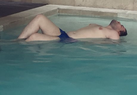 Xavier Gold onlyfans joi