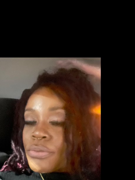 Hunny Bunnzy onlyfans leaked