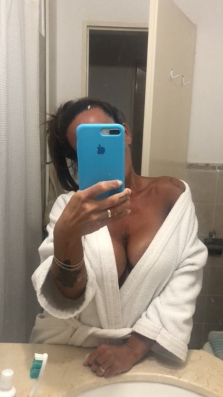 Hot Mom nude porn onlyfans