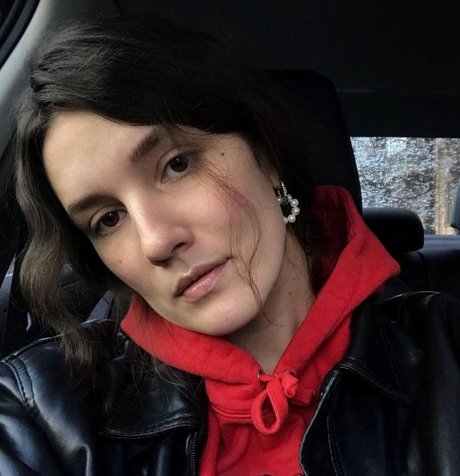 Kira Smith onlyfans leaks naked