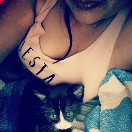 Fabi Sanchez onlyfans lesk