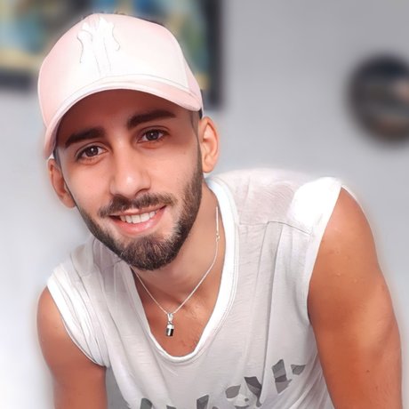 Fabian Garate onlyfans leakes