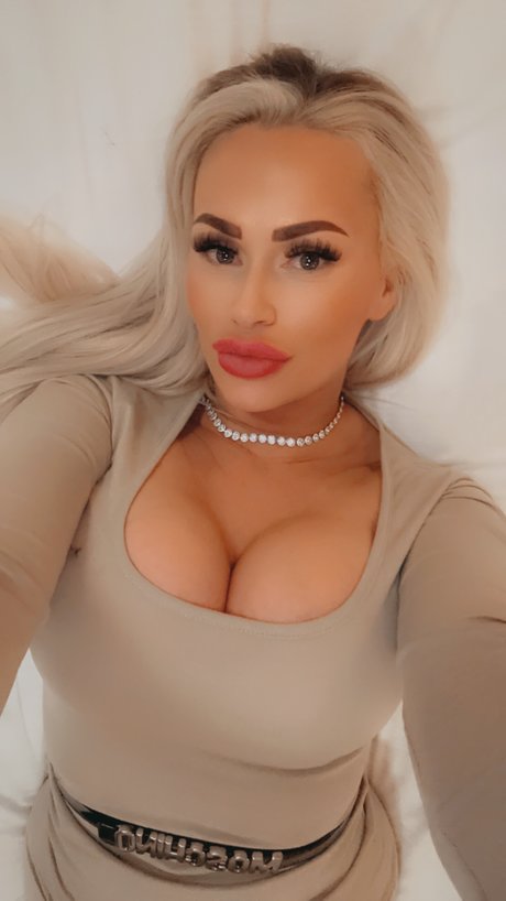 OhElizab3th onlyfans xxx