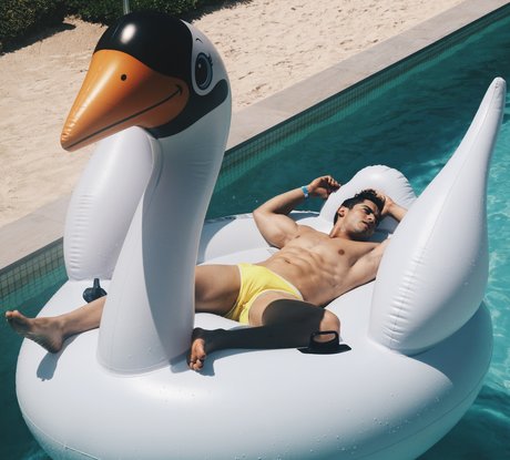 Xclusive Boy Free onlyfans leaked tits