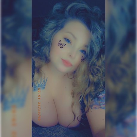 Lacie Ann onlyfans posts