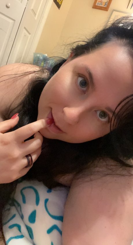 Kitty White porn onlyfans leaks