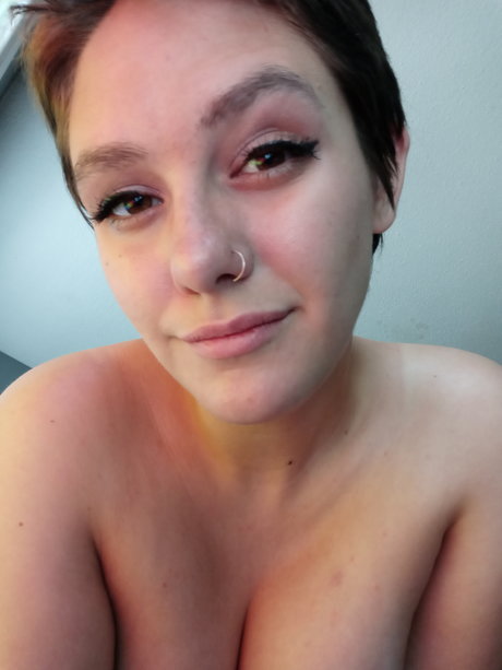 Raven Nyx nsfw onlyfans