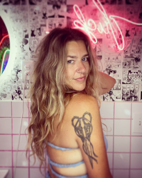 rhianon onlyfans gratis