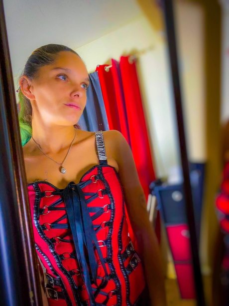 Minimoon420 onlyfans.