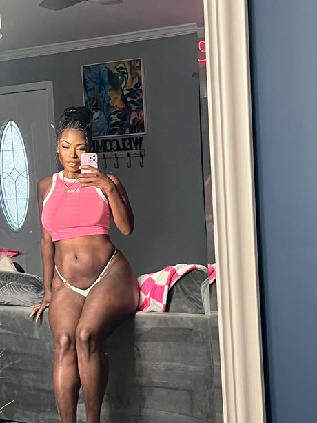 Peppa love_ naked onlyfans pics