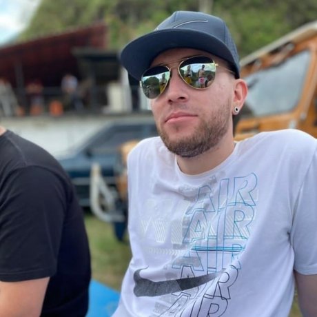 Johan Arley onlyfans content leaked