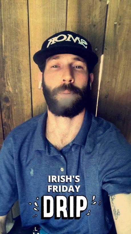 Mickey Strokes onlyfans striptease