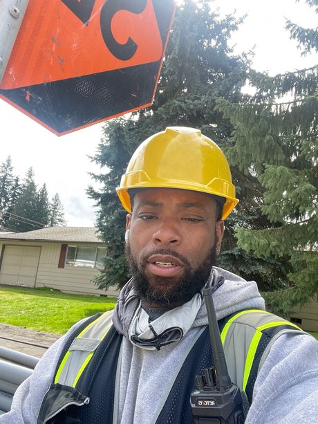 Cash_ onlyfans model images