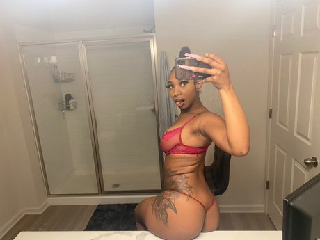 Sip on Moet_ onlyfans ass